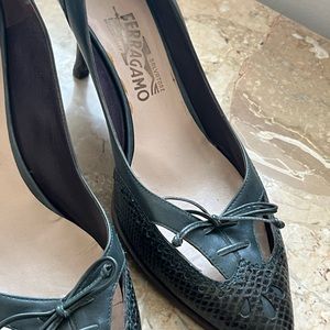 Salvatore Ferragamo Dark Green mid heel